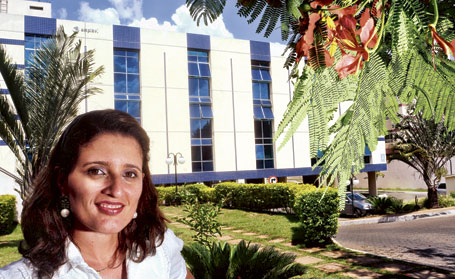 Isabella Machado har jobbat hårt för sin statliga anställning. <br>Foto: Ricardo Labastier