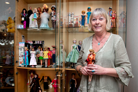 Yvonne Fredlund sålde sin Barbiesamling till USA. Men när hon efter några år såg en fin docka, började hon om från början igen.